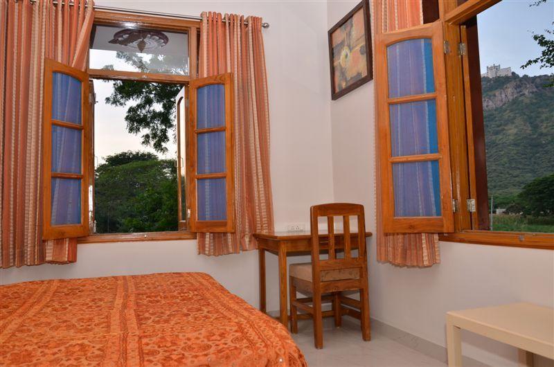 The Royale Country Retreat Bed & Breakfast อุเดเปอร์ ภายนอก รูปภาพ